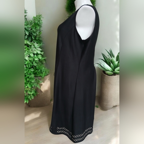 Fit Flare Black Plus Sz 2X Dress Smooth Luxe Church Wedding LBD 22/24W Classic - Picture 4 of 10